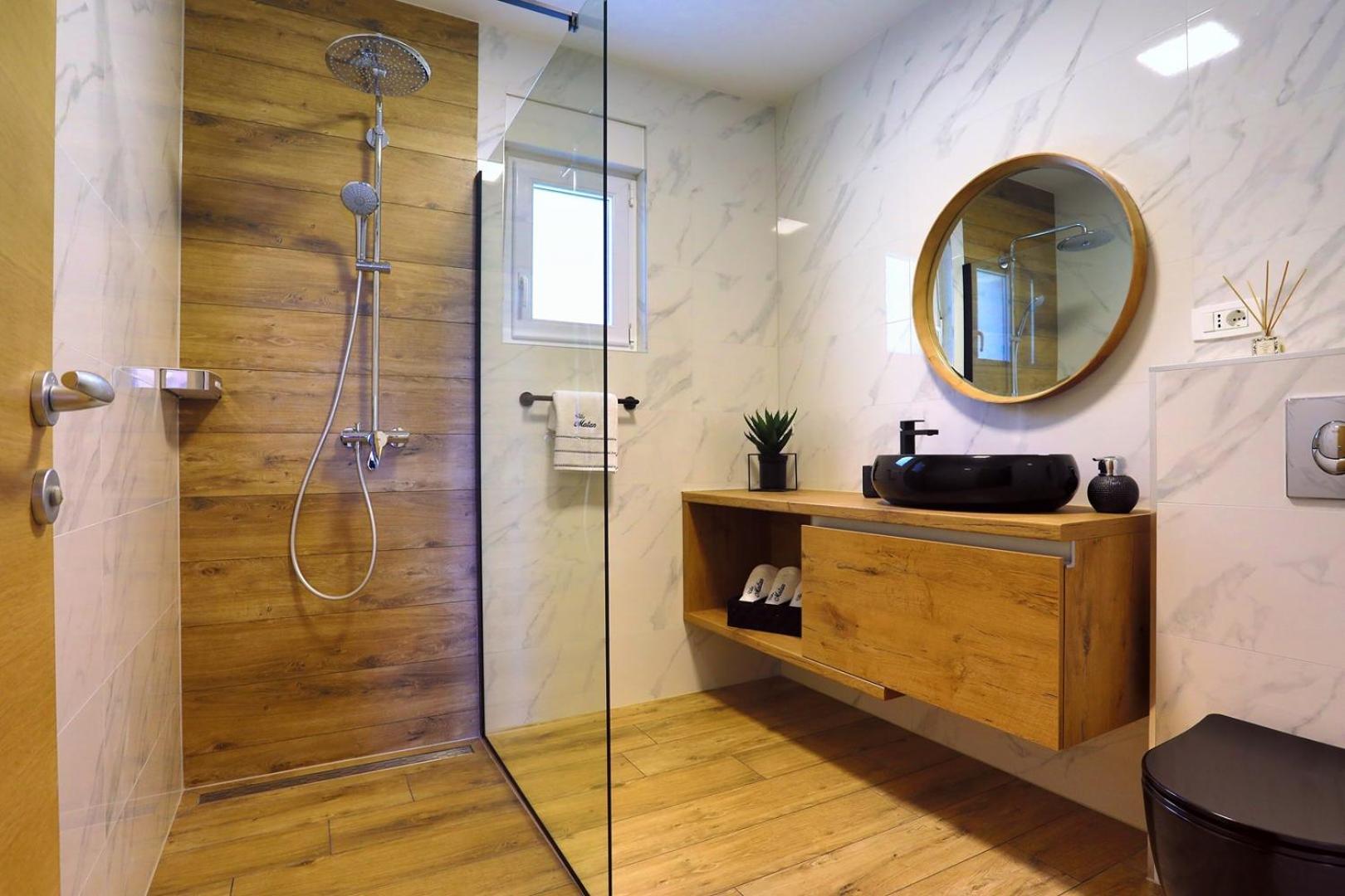 Villa Matan - Only 200M From The Sandy Beaches, Private 28M2 Pool Omiš Екстериор снимка