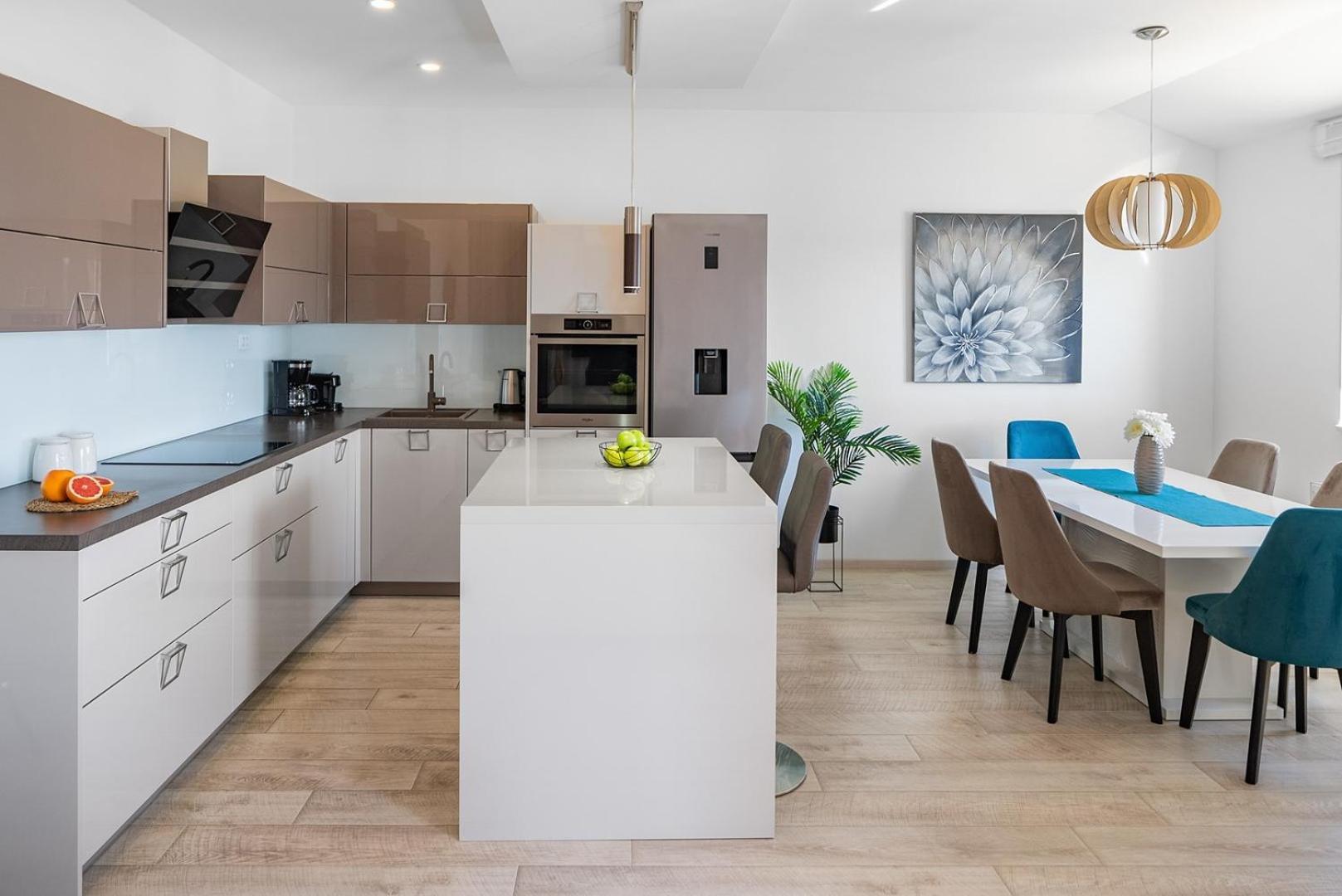 Villa Matan - Only 200M From The Sandy Beaches, Private 28M2 Pool Omiš Екстериор снимка